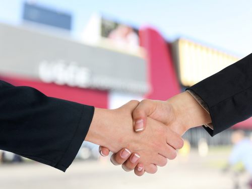 handshake partnership cooperation
