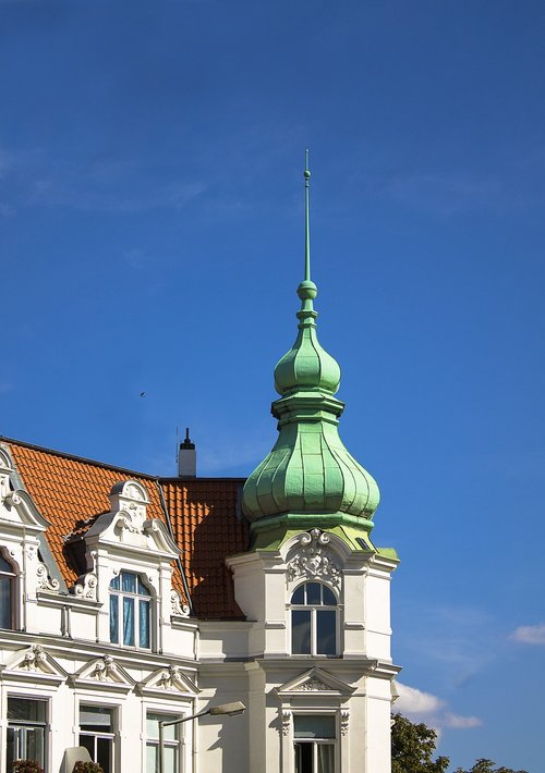 hanover  old building  facade