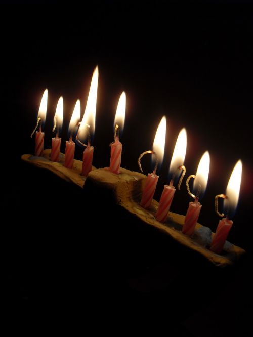 hanukkah spend light