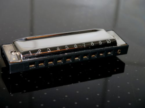 harmonica music instrument