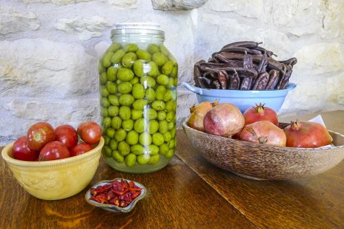 harvest tomatoes olives