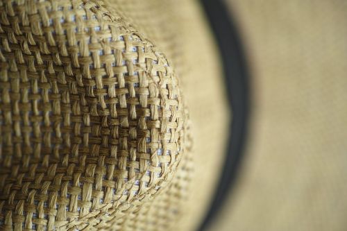 hat wire mesh detail