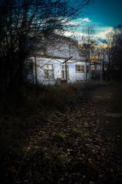 haunted house abandoned