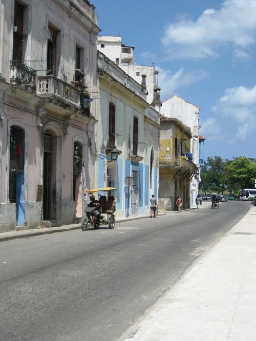 havana cuba road