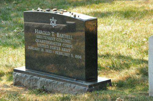 headstone resting place graves
