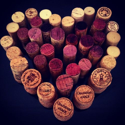 heart caps wine