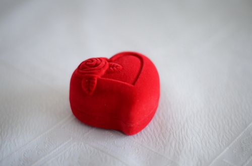 heart box pouch