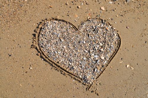 heart sand stone heart