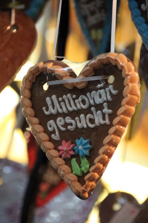 heart gingerbread fair