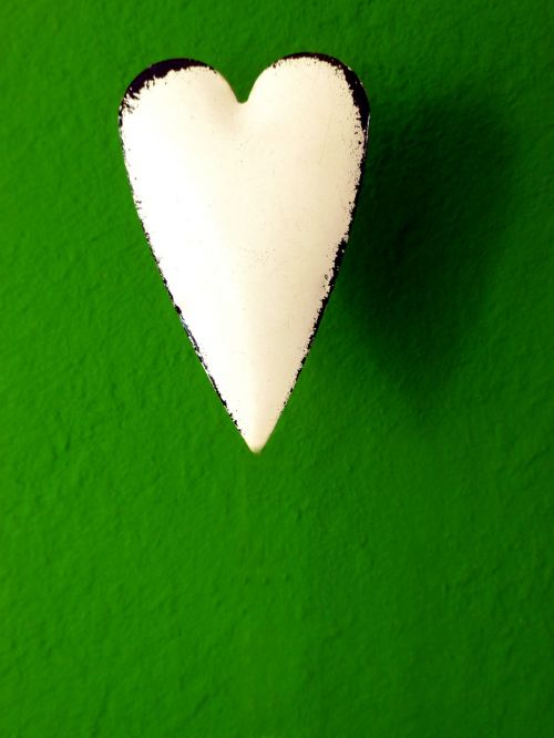 heart white green