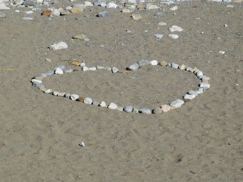 heart beach sand