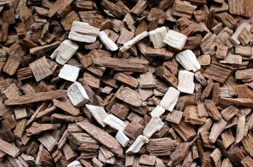 heart composition bark wood wool