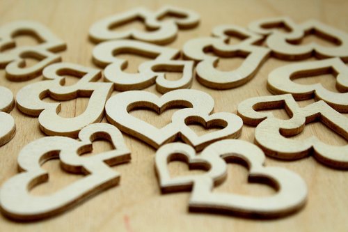 heart  hearts  wooden