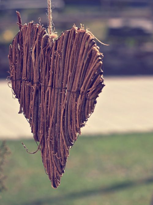 heart wooden heart love