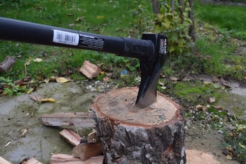 heavy axe káľačka preparation of the wood