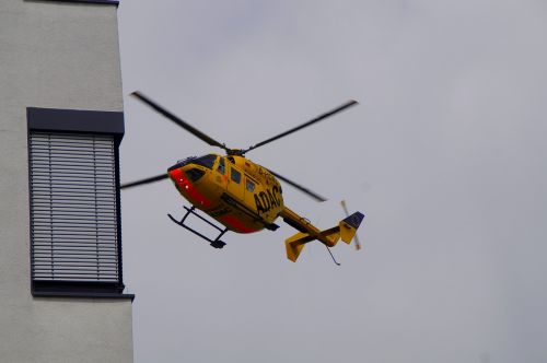 helicopter rescue adac