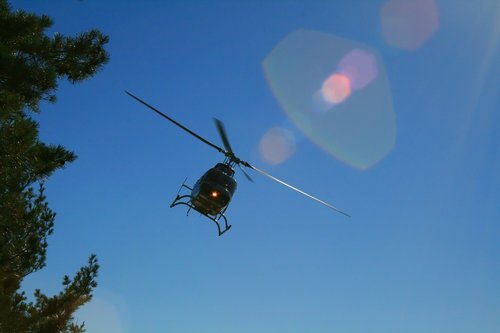 helicopter  niagara  flying