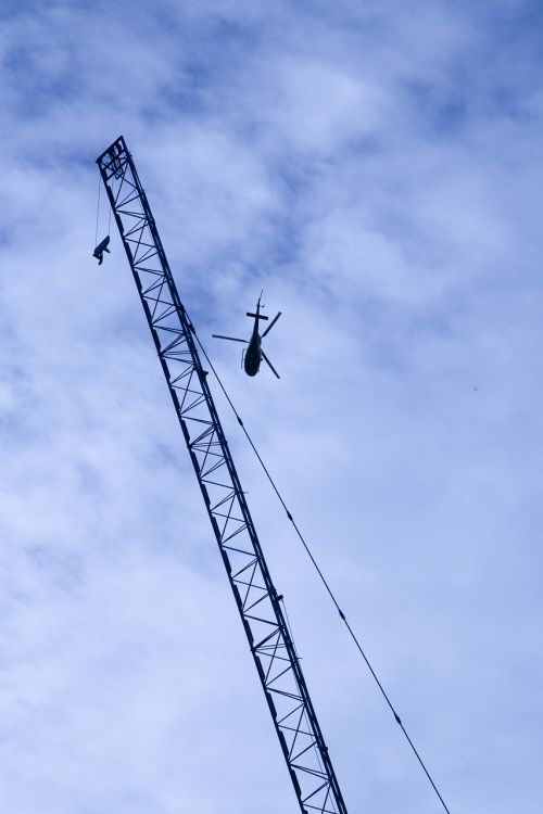 helicopter crane construction
