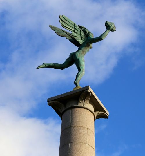 helsingborg statue sculpture