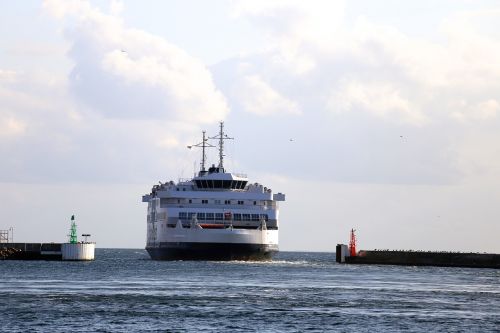 helsingborg port boat