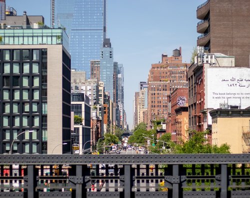 high line  street  city street