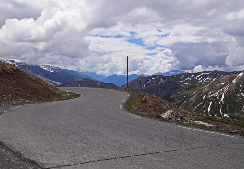 highest pass road europe col de la bonette maritime alps