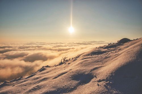 highland landscape sunlight