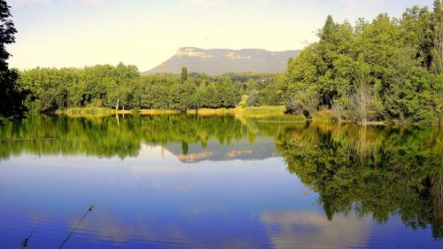 highlights lake water