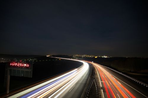 highway traffic lightpainting