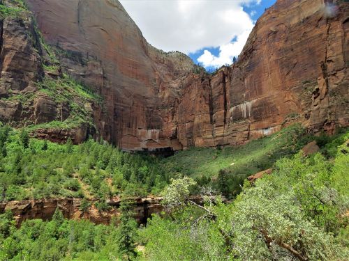 hiking utah mountain