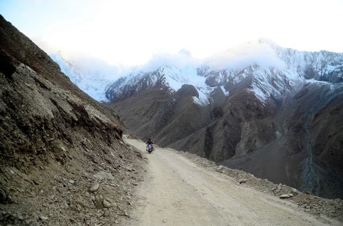 himalayas mountains india