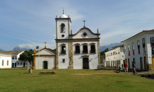 historic church paraty litoral