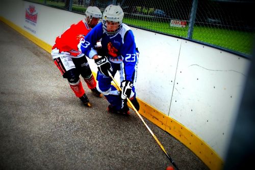 hockey duel play