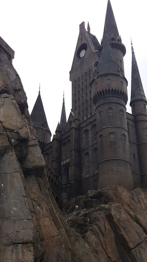 hogwarts castle harry potter