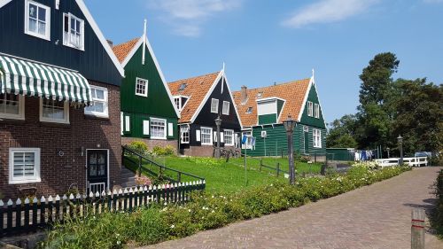 holland marken city