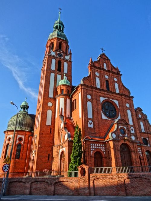 holy trinity church bydgoszcz religious