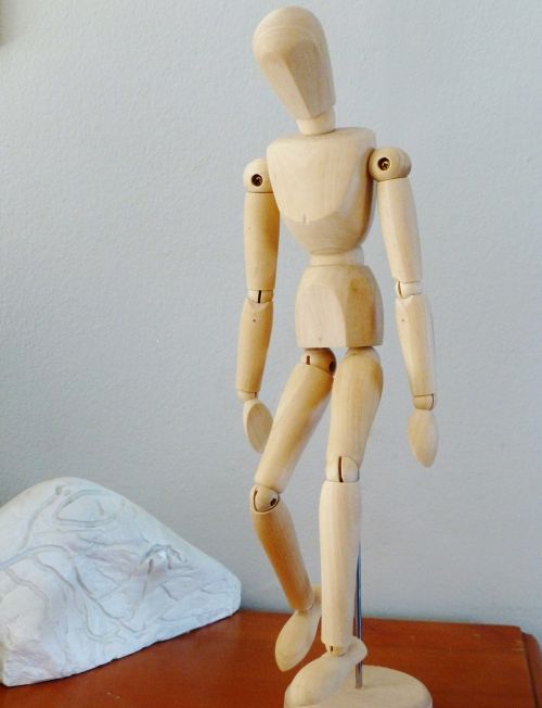 holzfigur doll figure