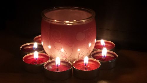 red home candle