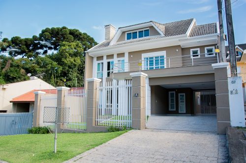 home facade windows