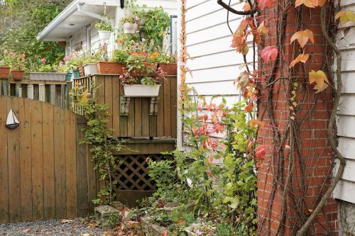 home facade wood