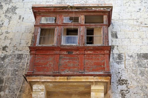 home facade old