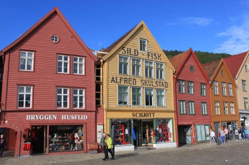 homes bowever colorful