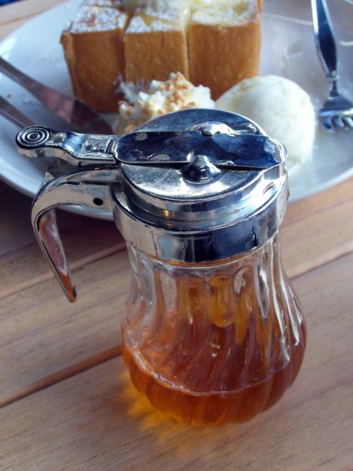 Honey Pot With Dessert