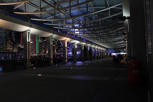 hong kong central pier