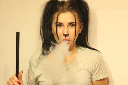 hookah girl smoke