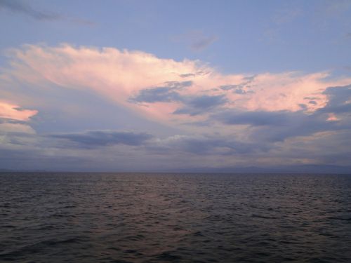 horizon clouds sea