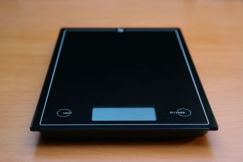 horizontal kitchen scale black