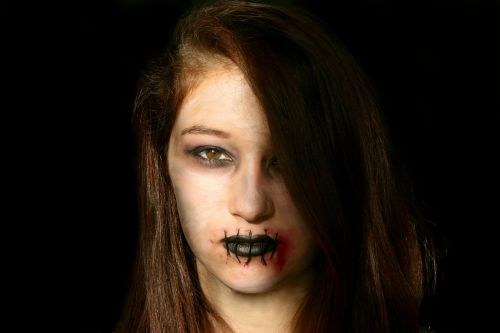 horror halloween girl