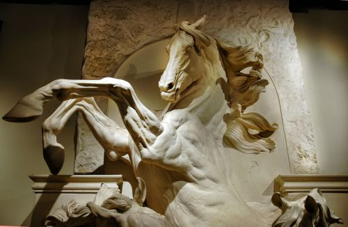 horse marble chantilly