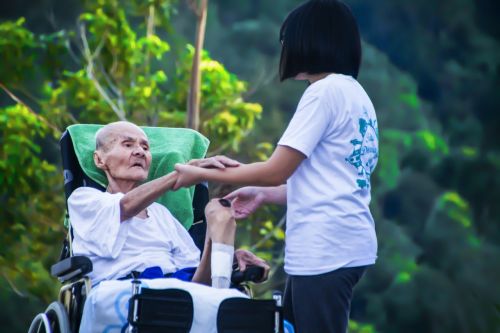 hospice caring for elder help